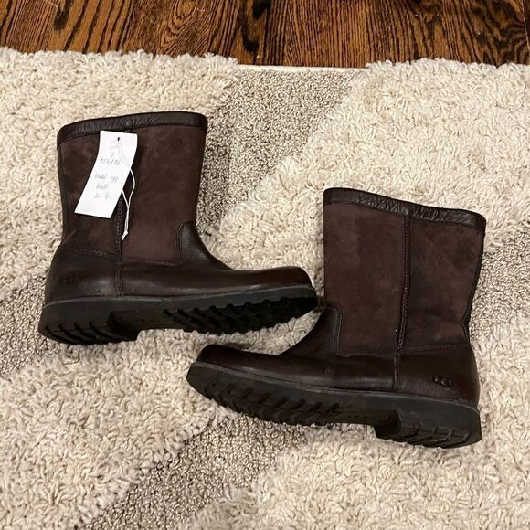 NEW WOMENS UGG BROOKS LEATHER SUEDE BOOTS brown SHEEPSKIN  NEW - Picture 1 of 7